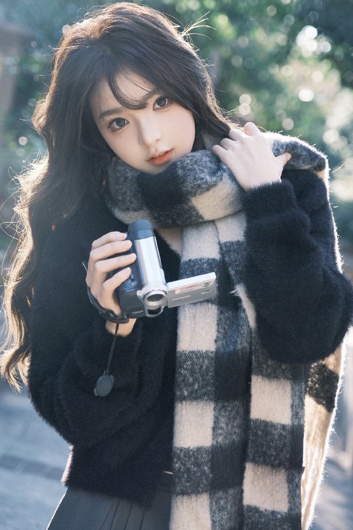 富贵逼人 封面